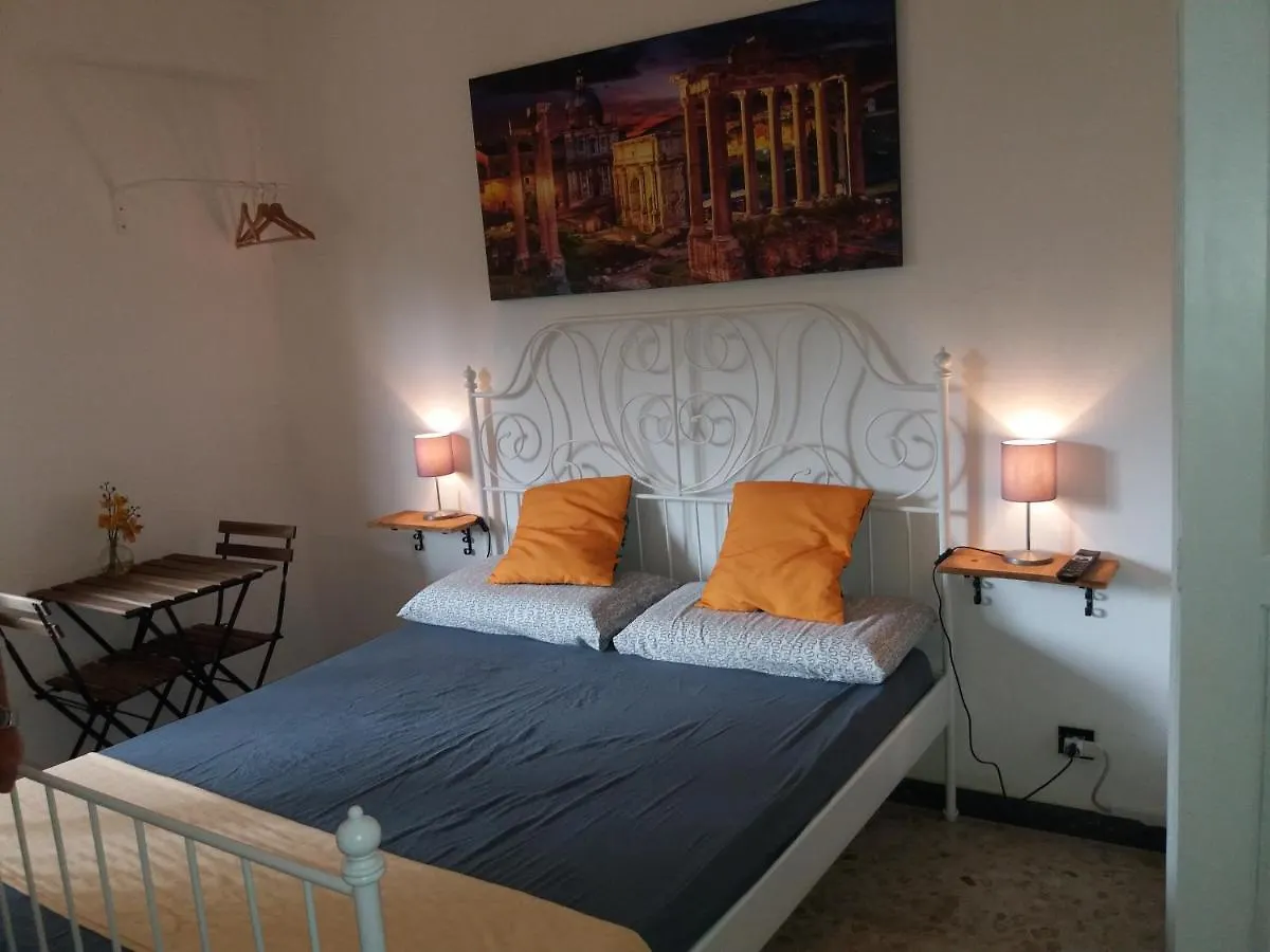 Quarto em Acomodações Particulares Roma Trastevere Station Itália