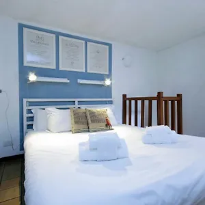 Apartment Banchi Nuovi, Rome
