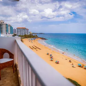 beachfront-dream-getaway-condado.comcaribbean.com/