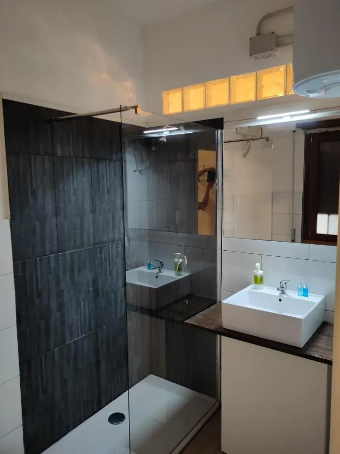 Homestay Roma Trastevere Station